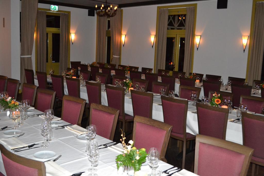 Hotel-Restaurant Het Rechthuis Muiderberg Exterior photo